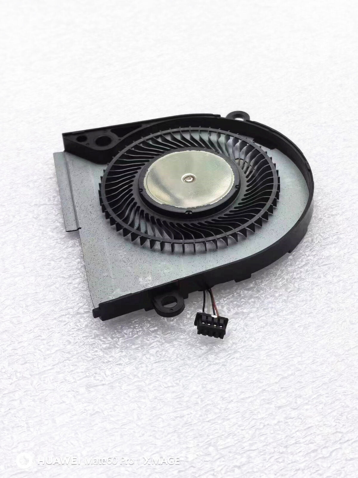 DELL Latitude 7400 P100G CPU COOLING FAN CN-0HCYN0 EG50040S1-CF10-S9A  🚚